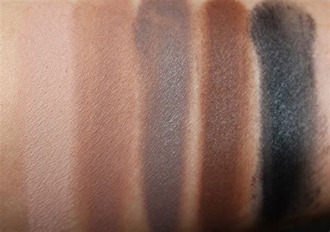 Charlotte Tilbury Matte Eyes to Mesmerise 5 Shades Swatches