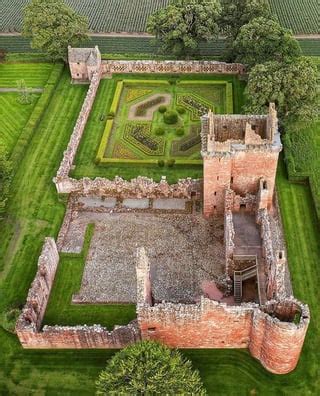 Edzell Castle 🏰 Angus, Scotland : r/castles