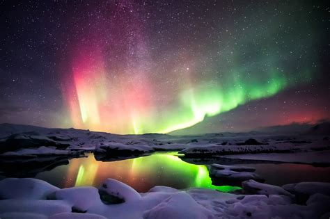 Iceland’s Northern Lights | Holiday Vacations