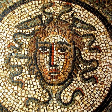 Medusa-Mosaic-Brading-Roman-Villa – WMODA | Wiener Museum