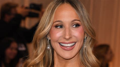 Photos Of Nikki Glaser Before Plastic Surgery Are Wild To See