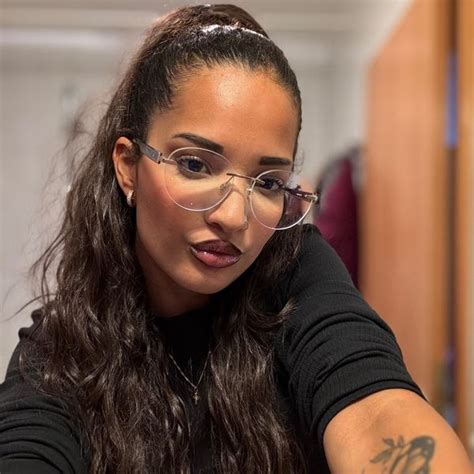 Sarah Mai (@sarah_mai) OnlyFans Model Profile & Stats