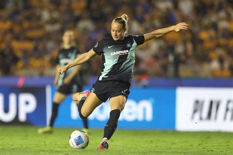 Abigail lutz full nude in short, I hung around for over 5