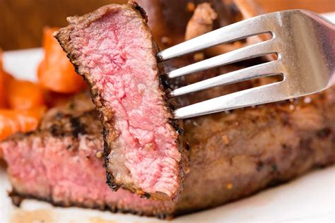 major rule  cooking steak turns    wrong yahoo life