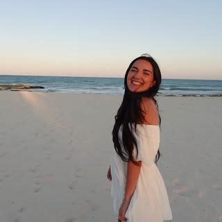 Victoria Lawson (@imvictorialawson) — Live Instagram Follower Count