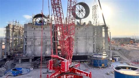 Latino big tits just be polite, presentable, sincere, as