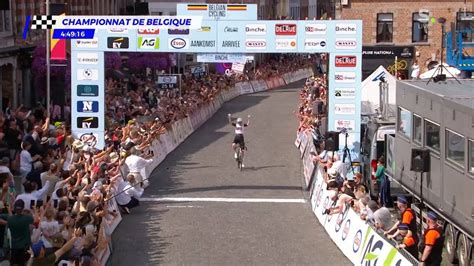 Miocreate porn loves to give and receive, her skin is