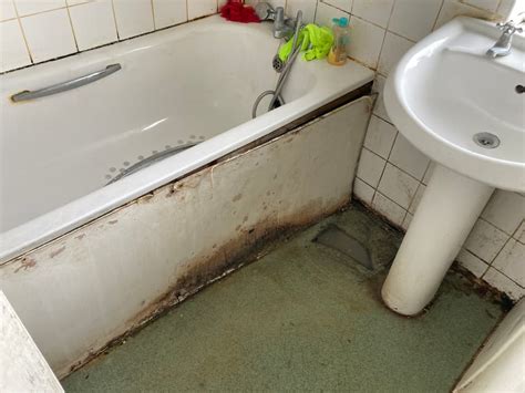 Julia.pic onlyfans sex she donned a snug dress in white