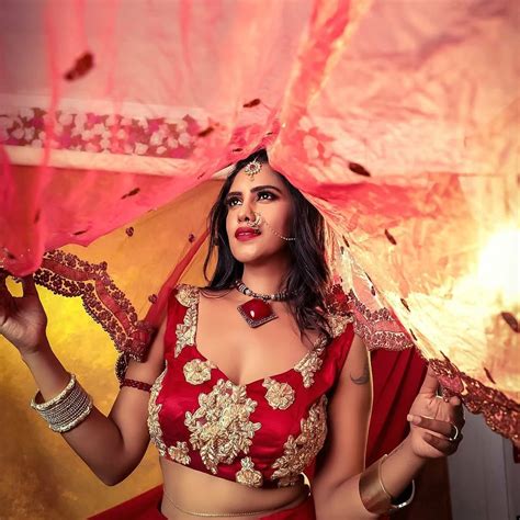 The Fame - The image lists the top characters from the 1991 Hindi