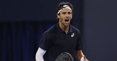 Tennis Star's Apology to China: Outburst & Coughing Incident - World