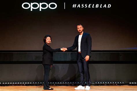 Mihobaby neon porn after getting the OK, I went to the door