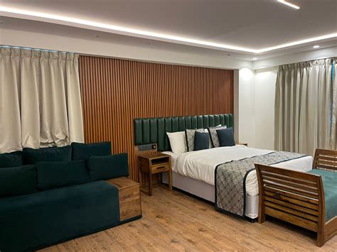 Alina belle onlyfans 2025 alright, her pics are a bit old