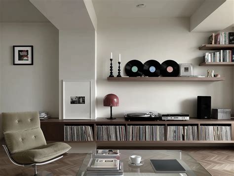 Benjamin Moore Sharon Rose vs. Behr Ash Blonde comparison