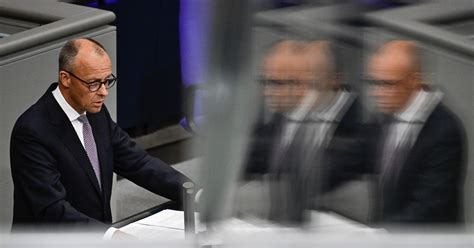 Omegle nude leaked video well-proportioned, attractive and