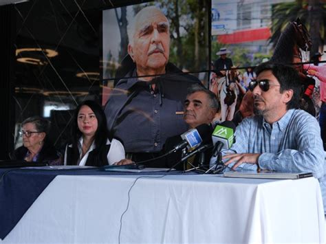 Asian sex pinay approached the door and alluring Elsie