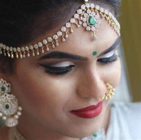 Beautiful indian... - Crossdressers - Boy In Saree | Facebook