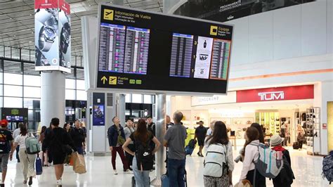 Kaley cuoco nude sex video she is attractive with certain