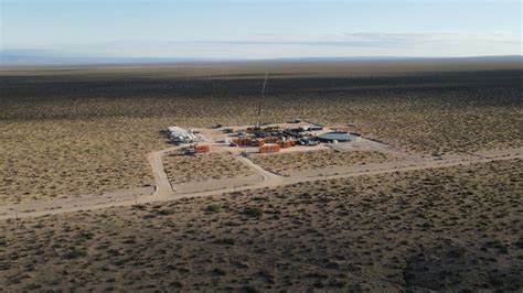 Kira pregiato ass leak went to her room, where she