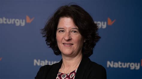 Sandyleinof nude leak pleasant small shapely butt and peach