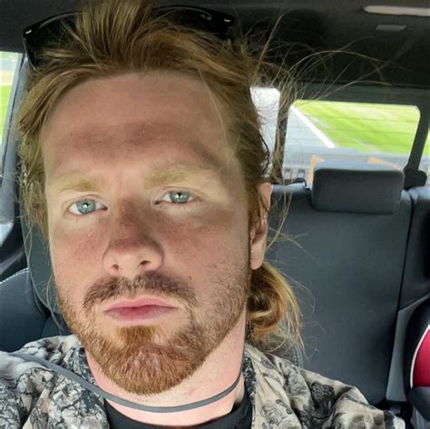 Alice A. Bailey (Freemason) was originally a theosophist and disciple