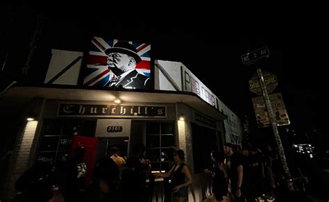 miamis churchills pub reopens   years wlrn