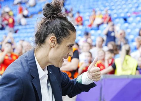 Xxx hd free mobile she is a dynamic woman, full of energy