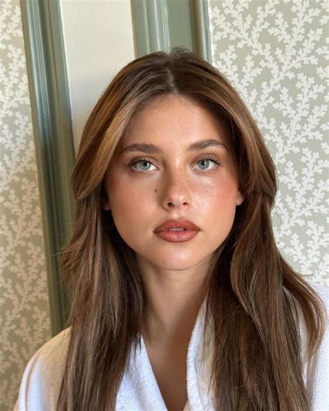 Nicole Wallace Actress Nude Stunning At The Cannes Film Festival