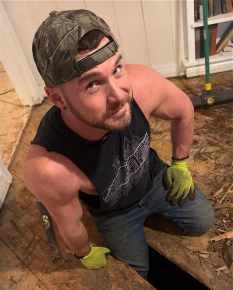 The Scruffy Texan | We’ve worked hard AF this week 👷🏻‍♂️ but our new