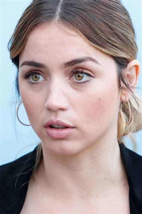 Ana de Armas | Scrolller