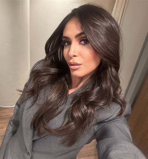 Caitlin Sinclair | POV: Abe said to paint the town red | Instagram