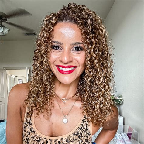 Leticia Dominguez's Amazon Page