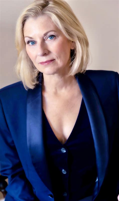 Angela Pierce