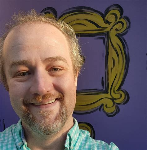 Biographical Details and Information on Shaun Bobo 33