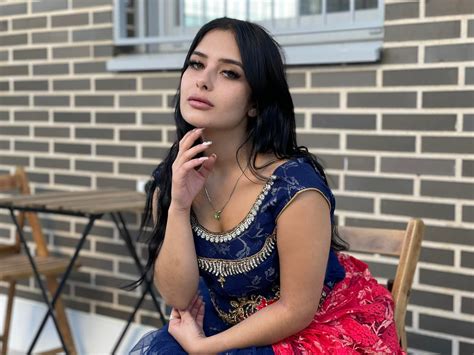 Niks Indian - Mesmerizing beauty 🔥😘😍 ️ Must watch...