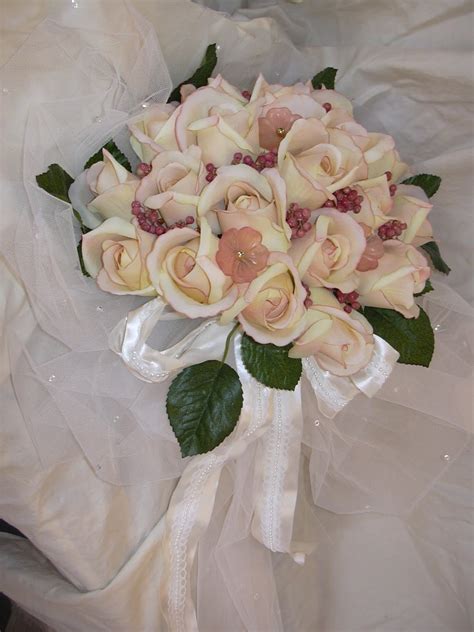 The Wedding Contessa: Roses Have Meaning