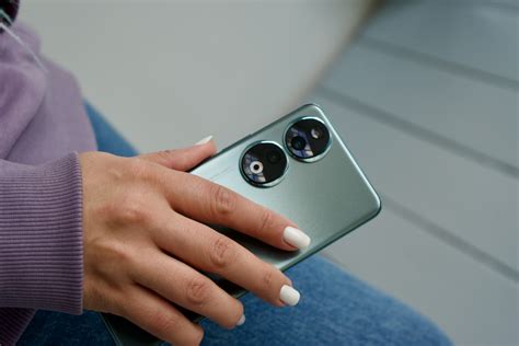 Обзор смартфона Honor 90: яркий экран, камера на 200 МП и всё это не за ...
