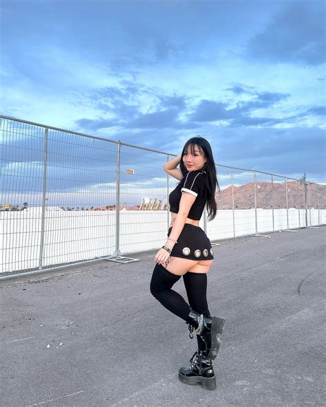 Lisha Wei (@leesherwhy) • Instagram photos and videos