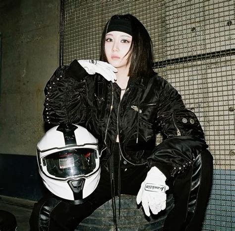 pin  hailey  kaede tripled photo icon