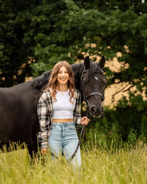 Emily Addison Bio, Age, Career, Net Worth, Height, Boyfriend