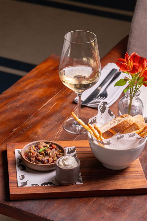 11 opções de couvert que brilham nas mesas de restaurantes paulistanos