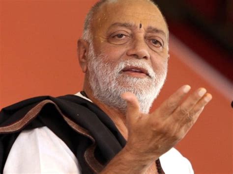 morari bapu  cover  km   days  recite ram katha