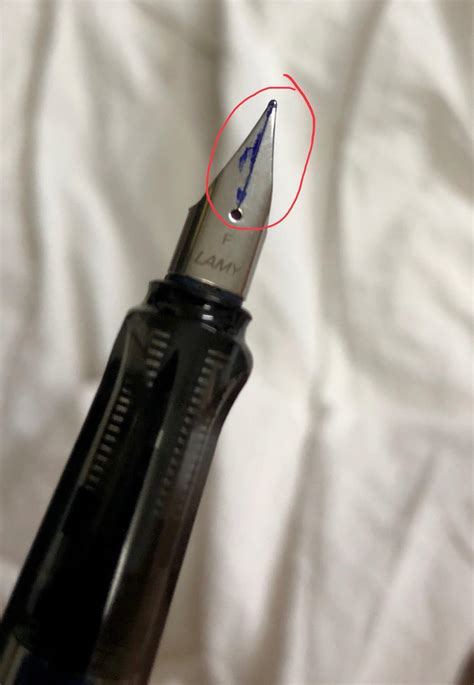 Got my first pen (LAMY Al Star) but there’s ink leaking from the crack