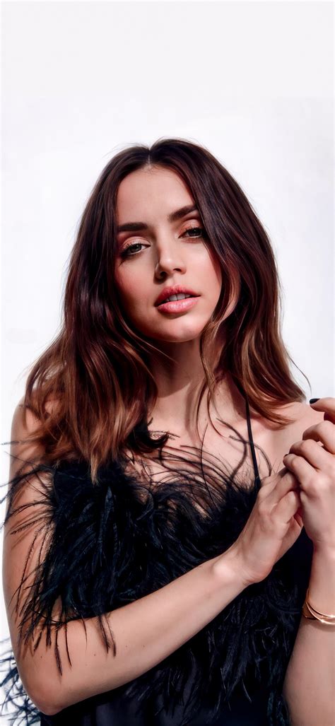 Ana de Armas photographed by Greg Williams in Venice : r/AnadeArmas