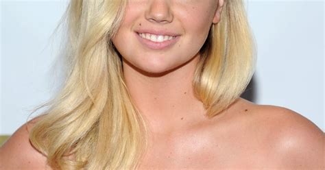 Kate Upton Topless Video: See It To Believe It - CBS Detroit