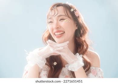 Asian Woman Beautiful Face Clean Fresh Stock Photo 2271651457 ...