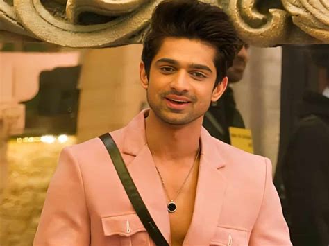 bigg boss  abhishek kumars total earnings   weeks