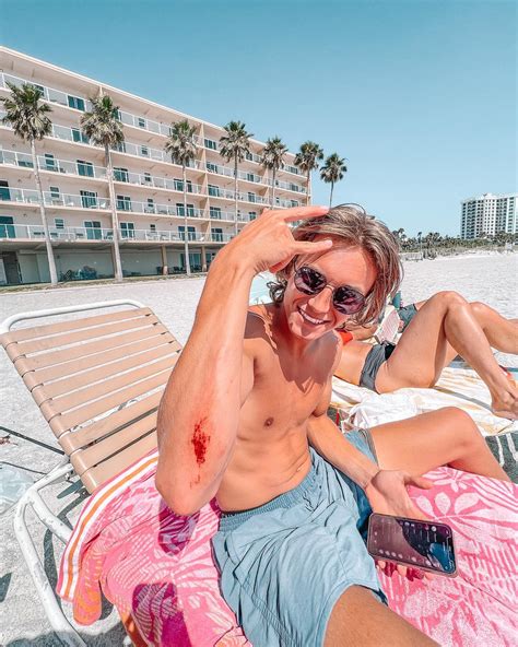 Cayla Vander - Cayla Vander added a new photo.