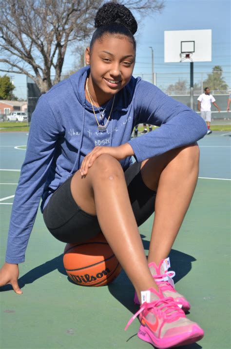 Juju Watkins Becomes Naismith Girls High School Player of the Year