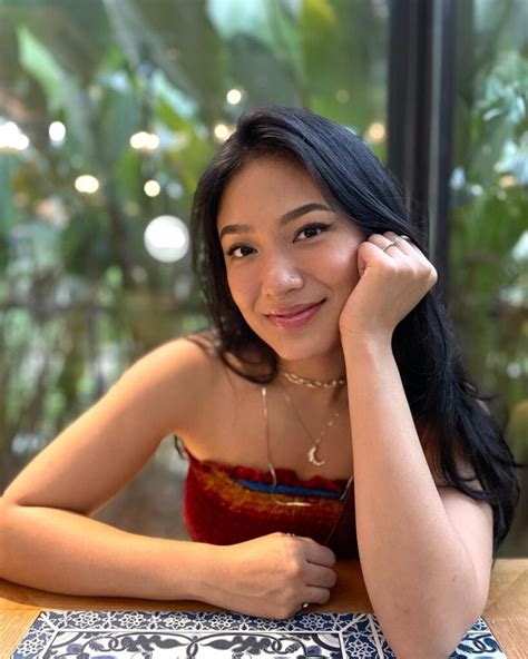 potret bahagia puan sri tiara rai syawal wajah cantik hani karmila