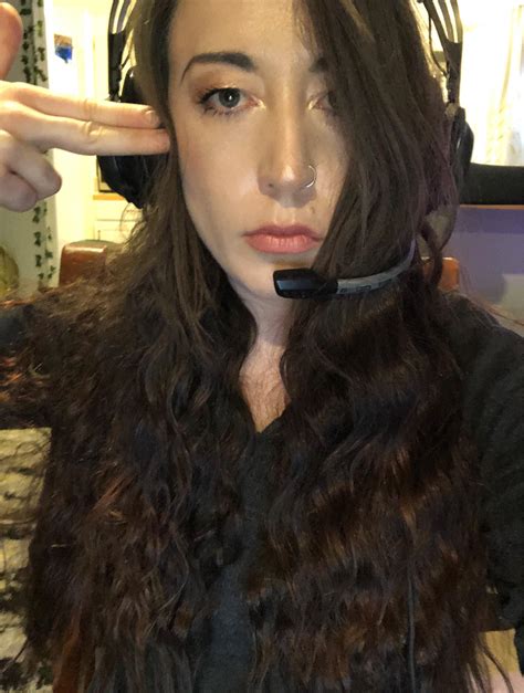 [Over 18] It’s been a rough Monday (the software I work on broke, hard